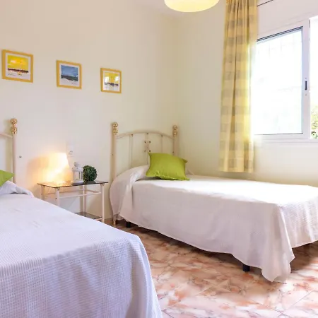 Vakantiehuis El Jardi By Interhome